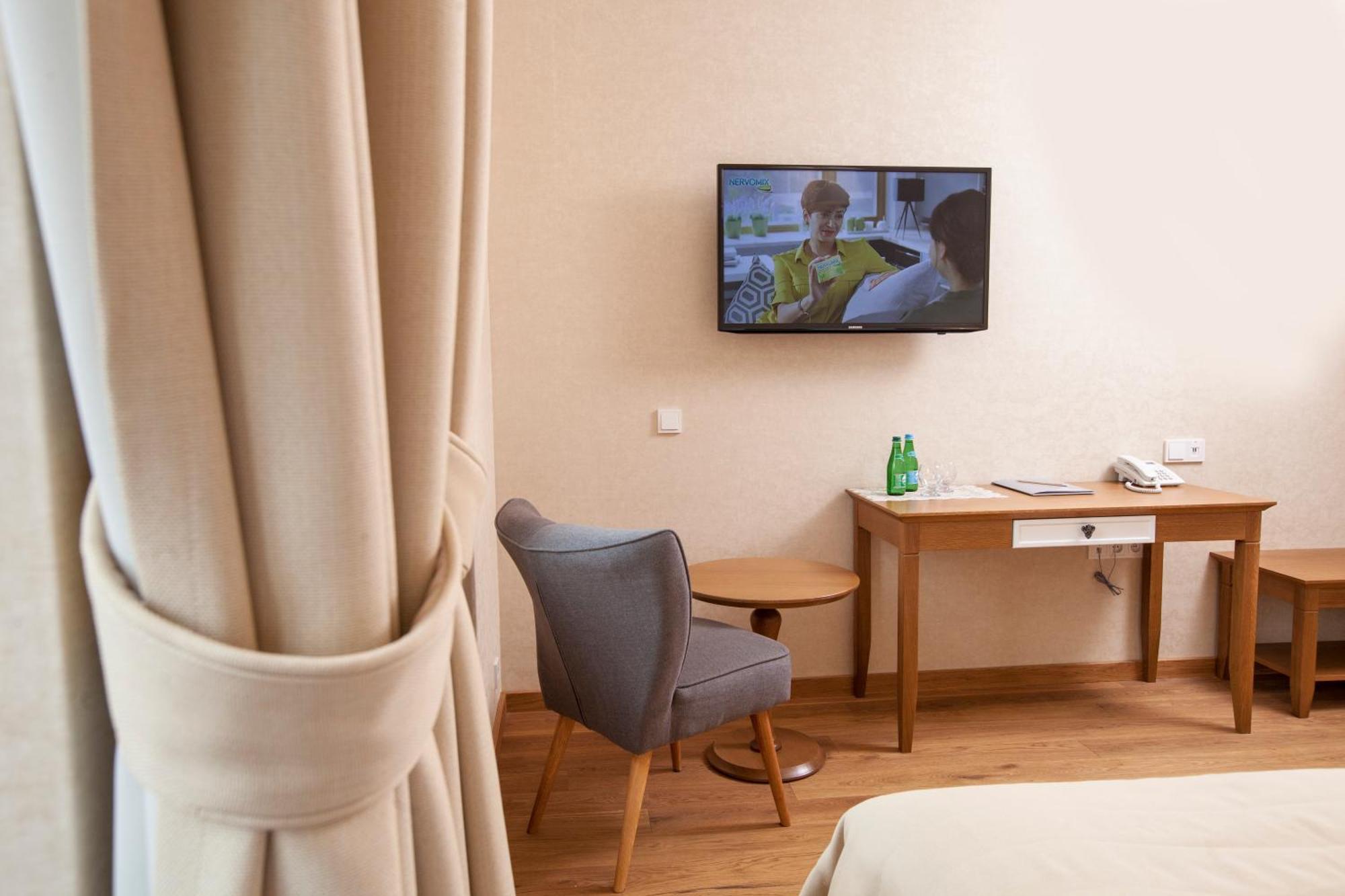 Hotel Alhambra Лёндек-Здруй Номер фото