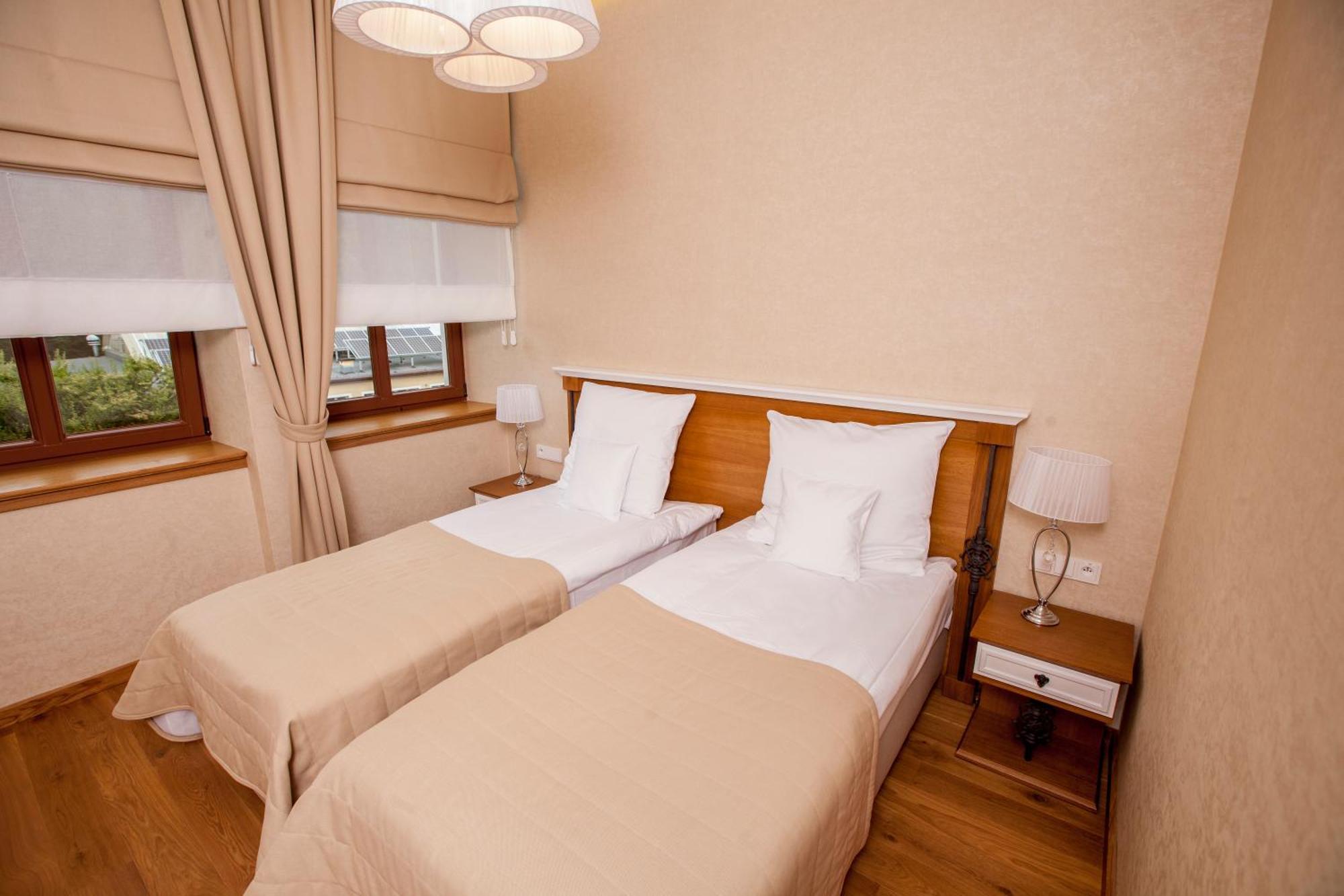Hotel Alhambra Лёндек-Здруй Экстерьер фото