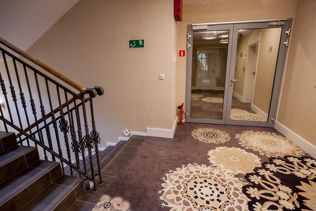 Hotel Alhambra Лёндек-Здруй Экстерьер фото